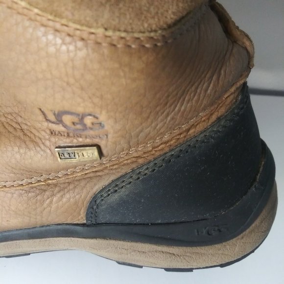 Ugg Adirondack III Tall Boots Waterproof Lace-Up Suede Leather Sherpa Size 8 - Picture 9 of 12